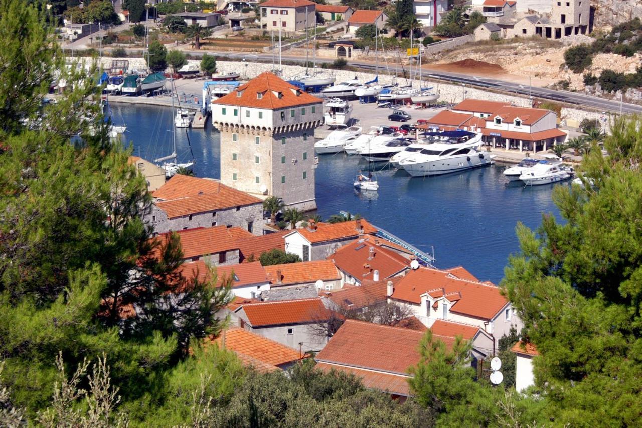 Apartments And Rooms With Parking Space Marina, Trogir - 5953 Exterior foto