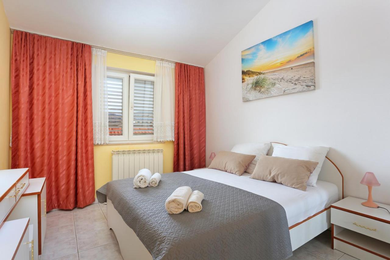 Apartments And Rooms With Parking Space Marina, Trogir - 5953 Exterior foto