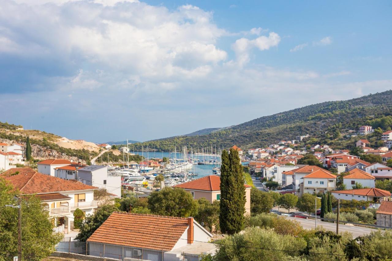 Apartments And Rooms With Parking Space Marina, Trogir - 5953 Exterior foto