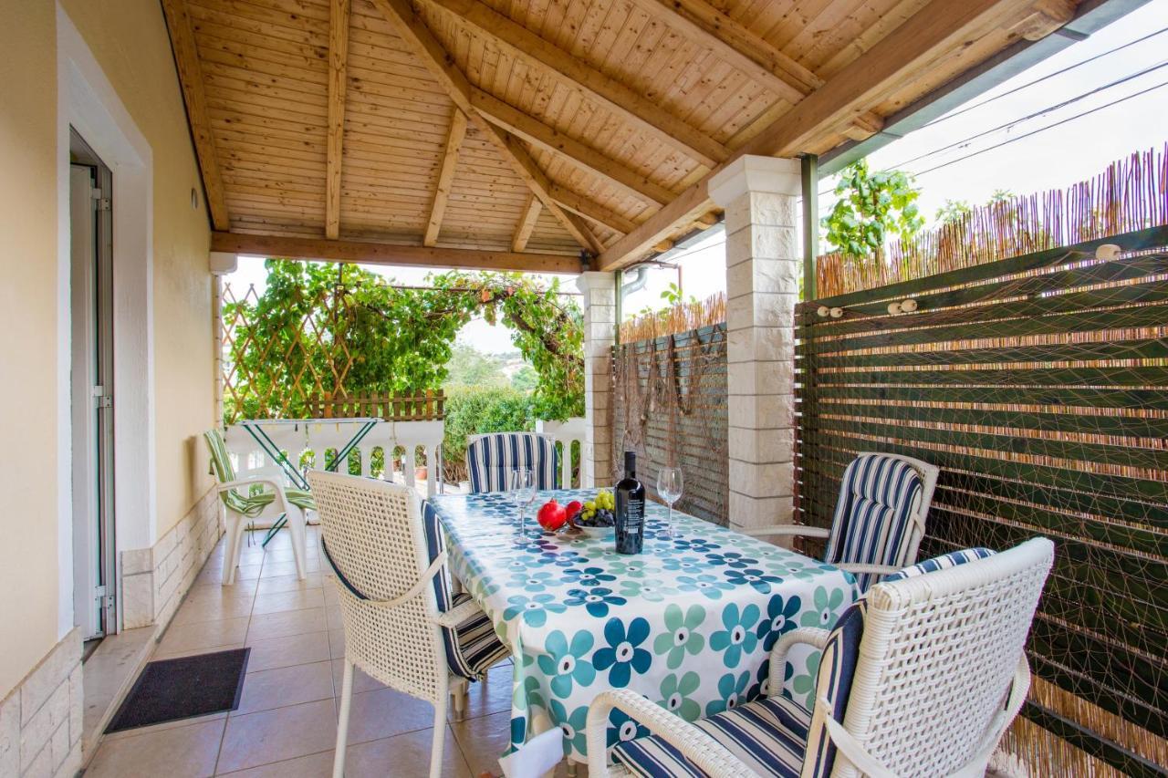 Apartments And Rooms With Parking Space Marina, Trogir - 5953 Exterior foto